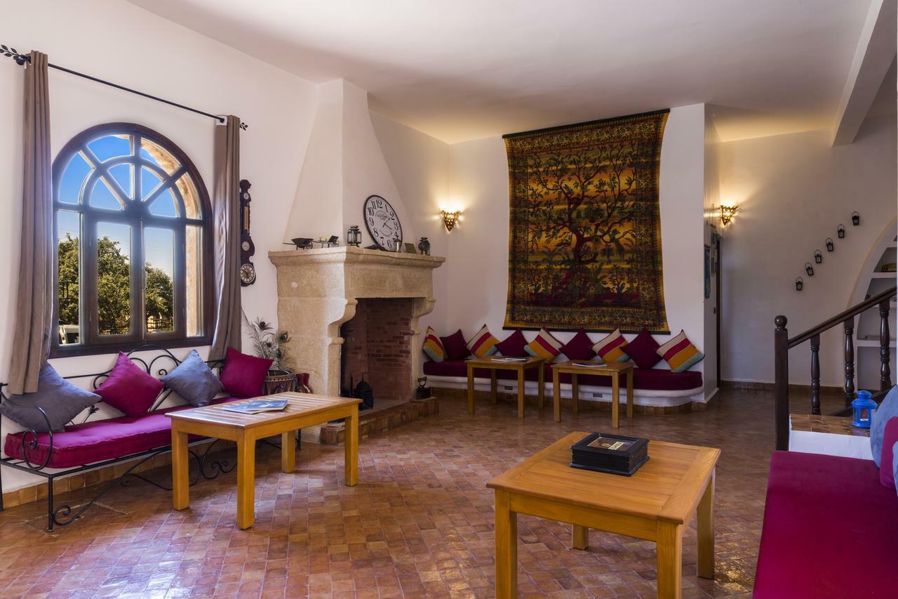 Riad Les Trois Merveilles เอสเซาอิรา ภายนอก รูปภาพ